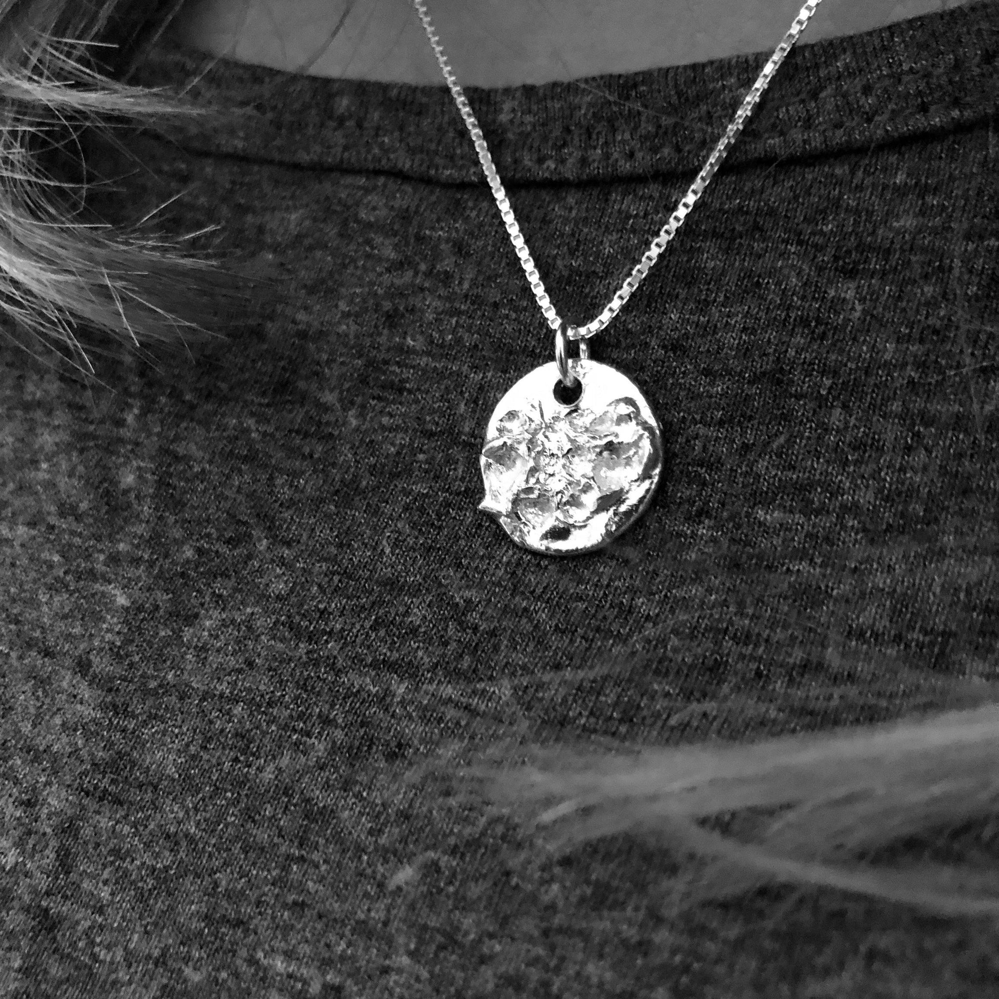 MOON NECKLACE